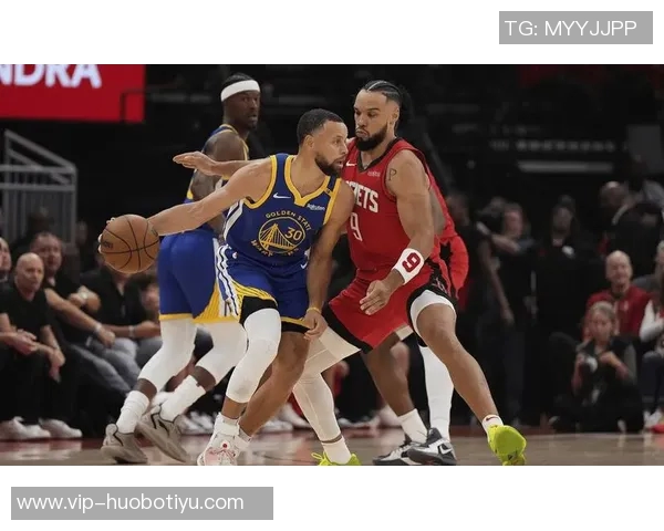 乌度卡谈狄龙开场表现称其侵略性十足强调团队合作是胜利关键 乌度卡谈狄龙开场表现称其侵略性十足强调团队合作是胜利关键