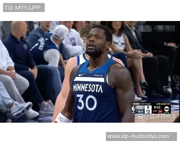 兰德尔表现平平全场10投仅4中贡献16分5篮板1助攻次节状态低迷未能得分