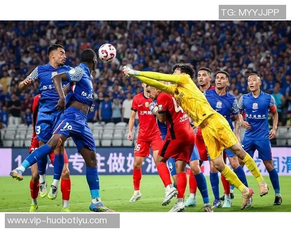 中超联赛进入白热化阶段剩余两轮正倒数球队仅差一分竞争激烈