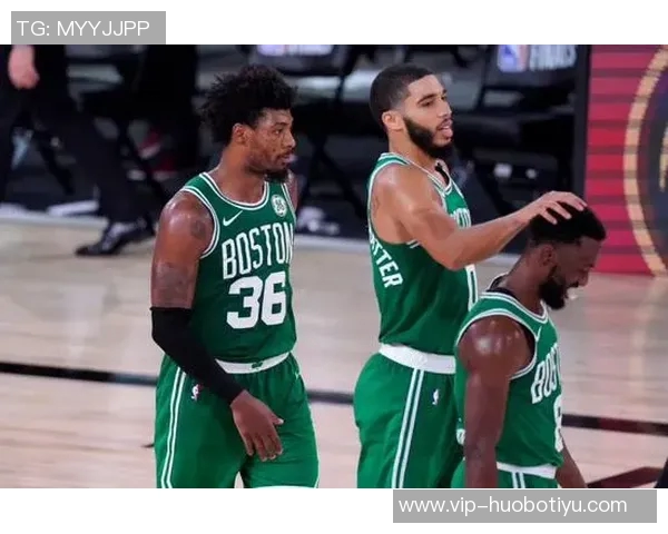 杰伦布朗全能表现助球队获胜6投仅2中却贡献8分5板6助3抢断